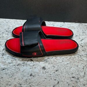 Men’s Champion Slides. Velcro. Men’s size 13.